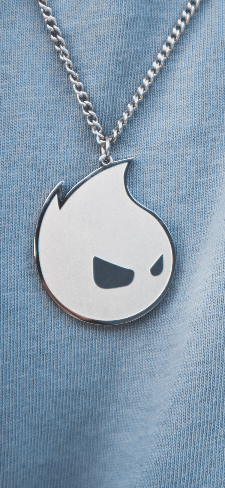 Hundred Pendant & Chain